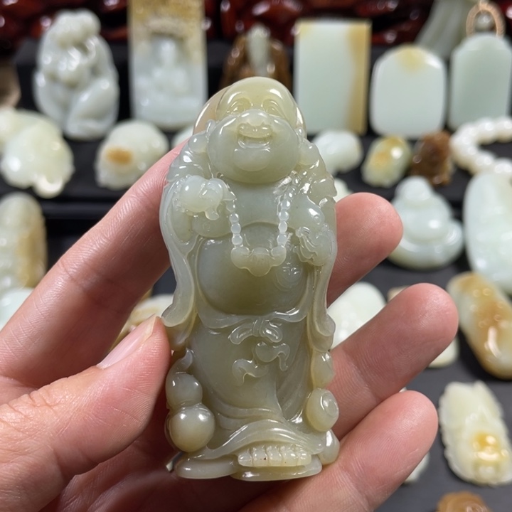 爱***？和田玉（糖玉）未镶嵌把件