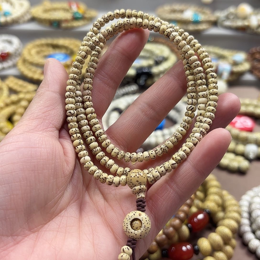 吊坠星月菩提海南星月菩提