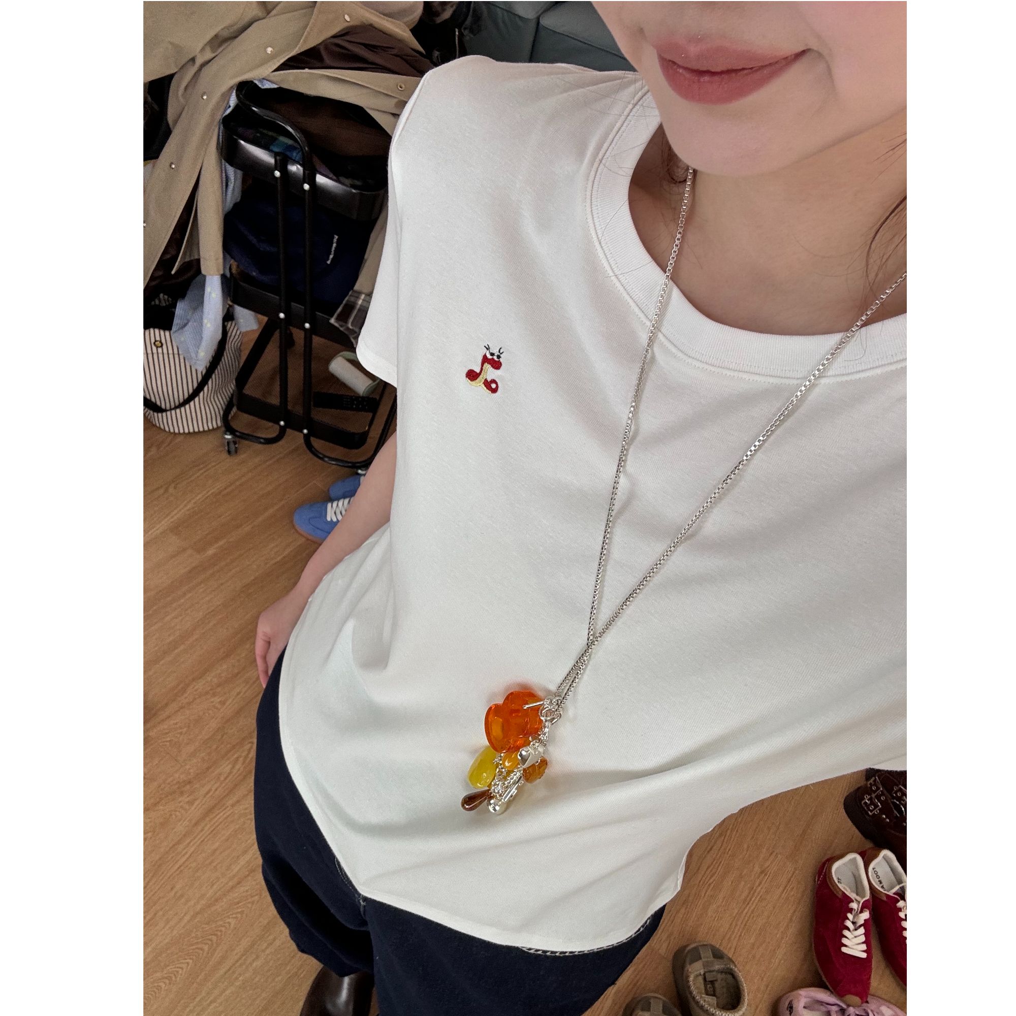 晶咕【小蛇T】简约胸前小蛇刺绣百搭圆领短袖T