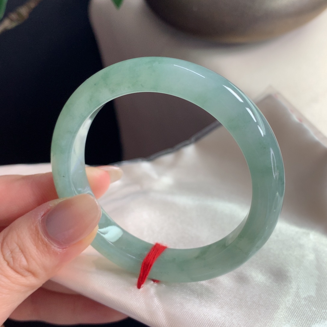 翡翠手镯未镶嵌（34号）