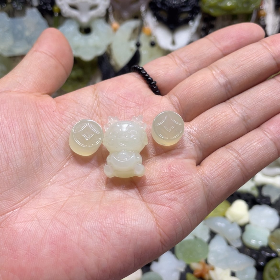 【闪购商品】岫玉颈饰未镶嵌你*呀106手串