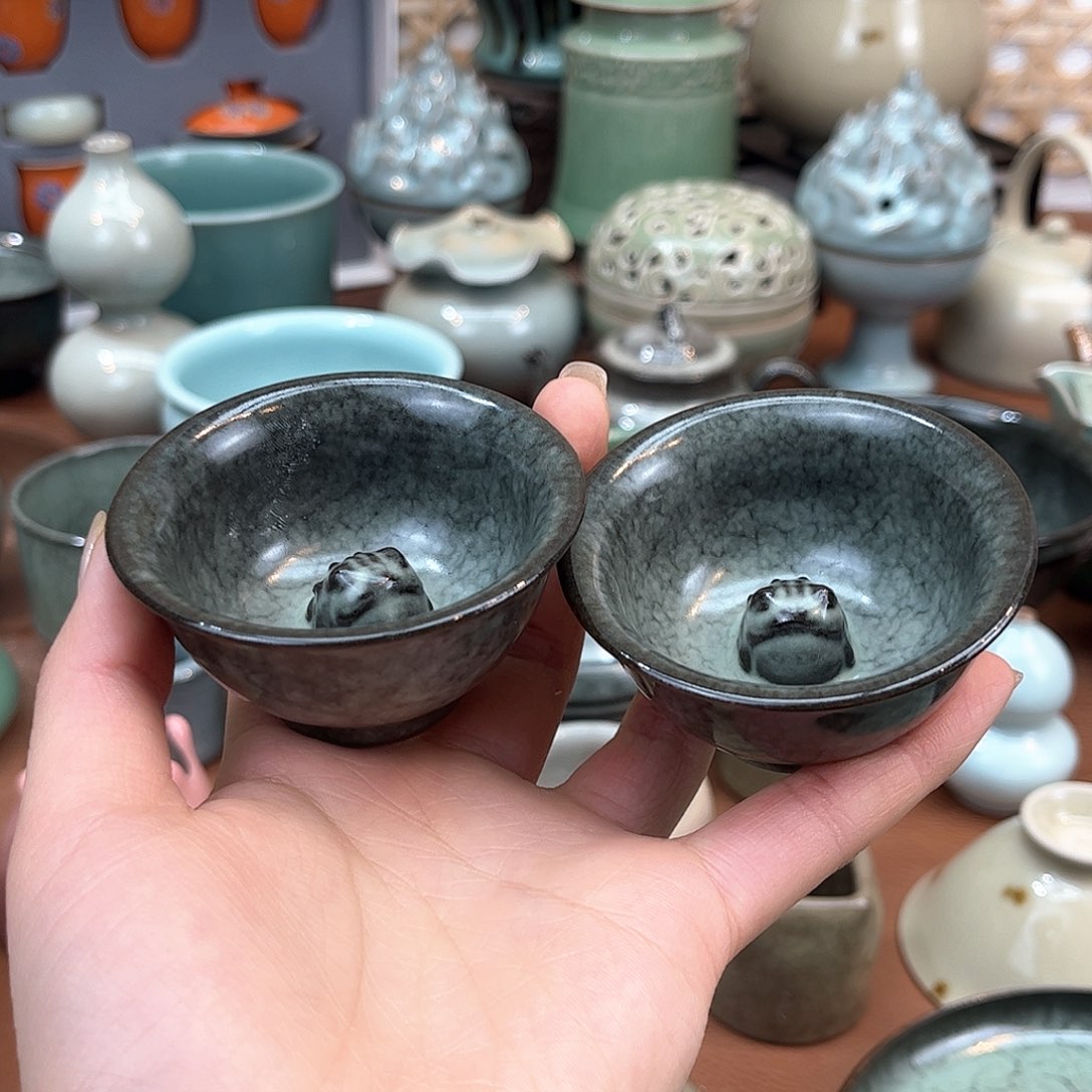 杯一**人哈哈哈哈哈哈哈哈哈给哈哈哈微瑕