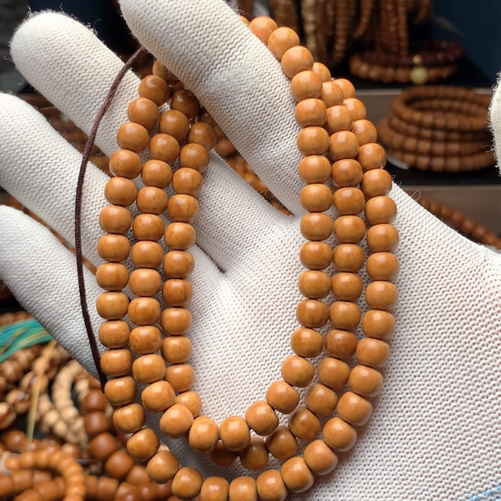 非金属木质黑****豆紫金鼠7.3×6.3老型脖挂长串黄金甲