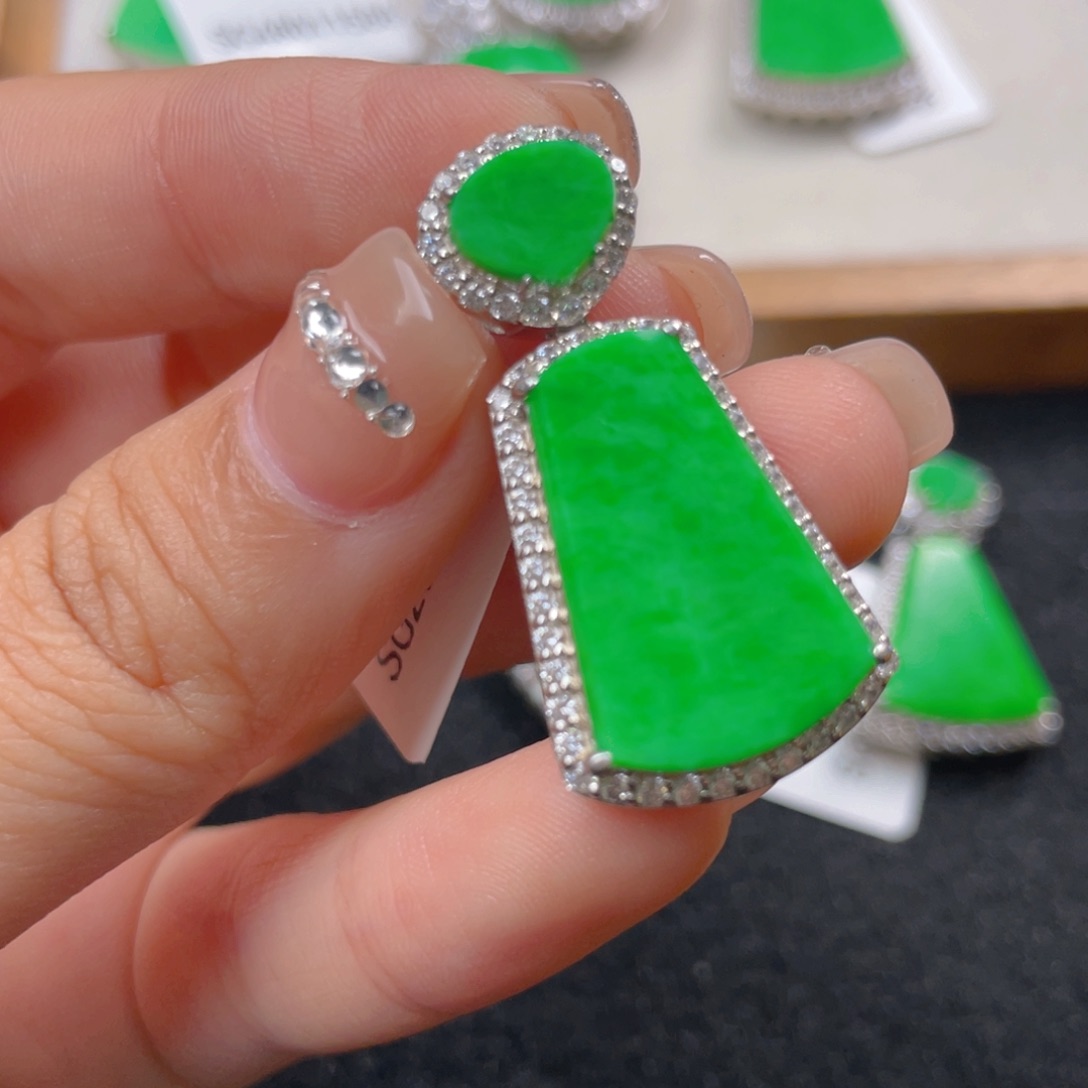 翡翠颈饰银S925镶嵌j j k k m k