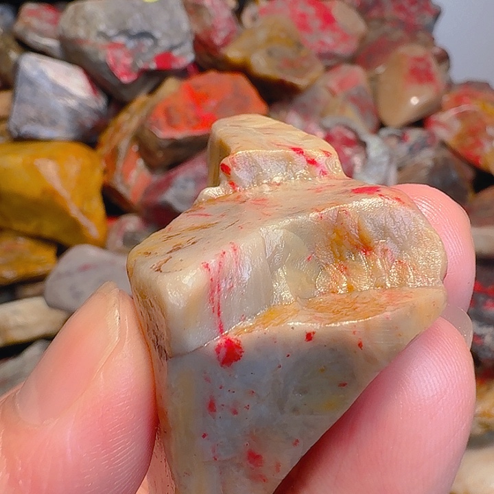 昌化鸡血石昌化鸡血石