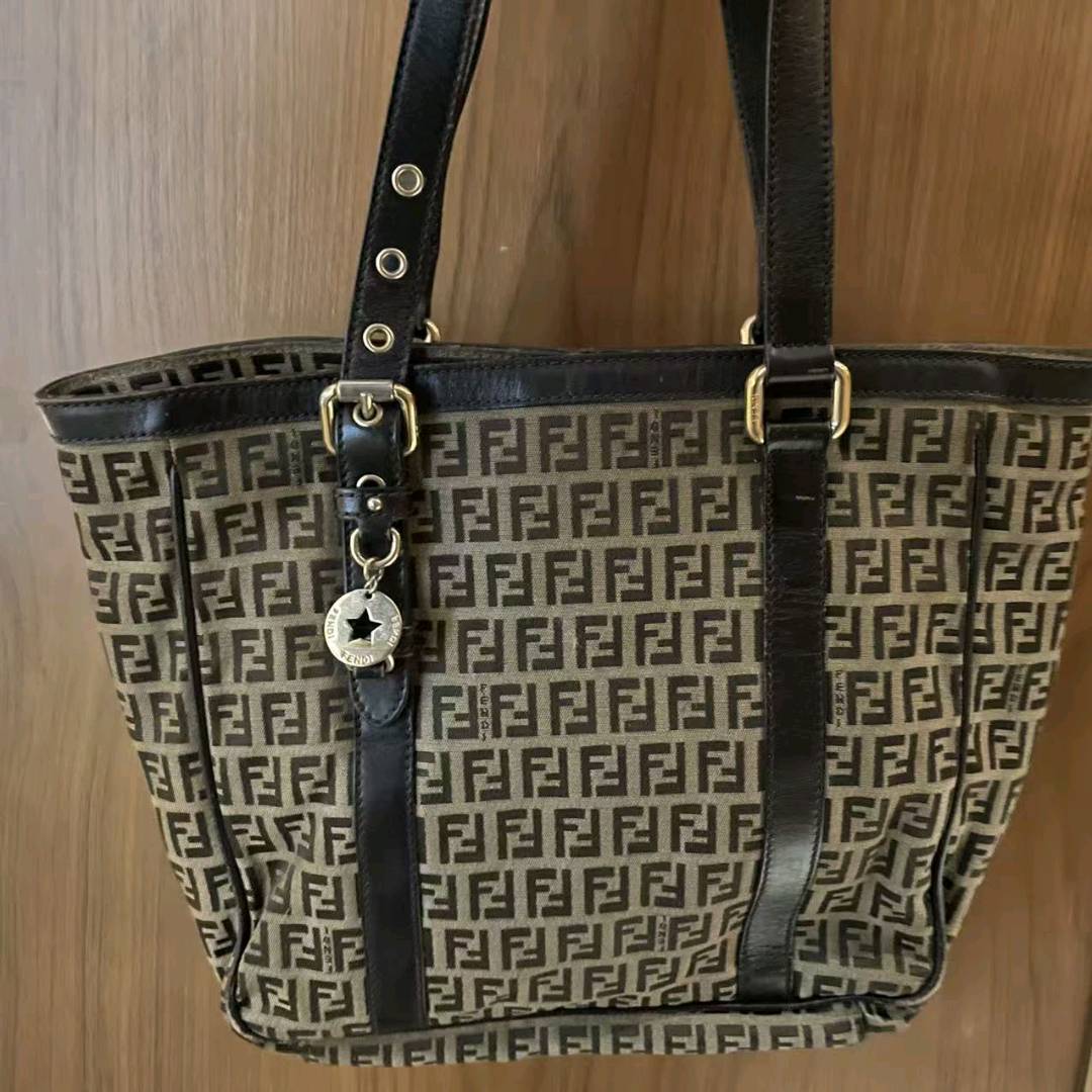95新 FENDI/芬迪 小野专属/单肩包/DY7867
