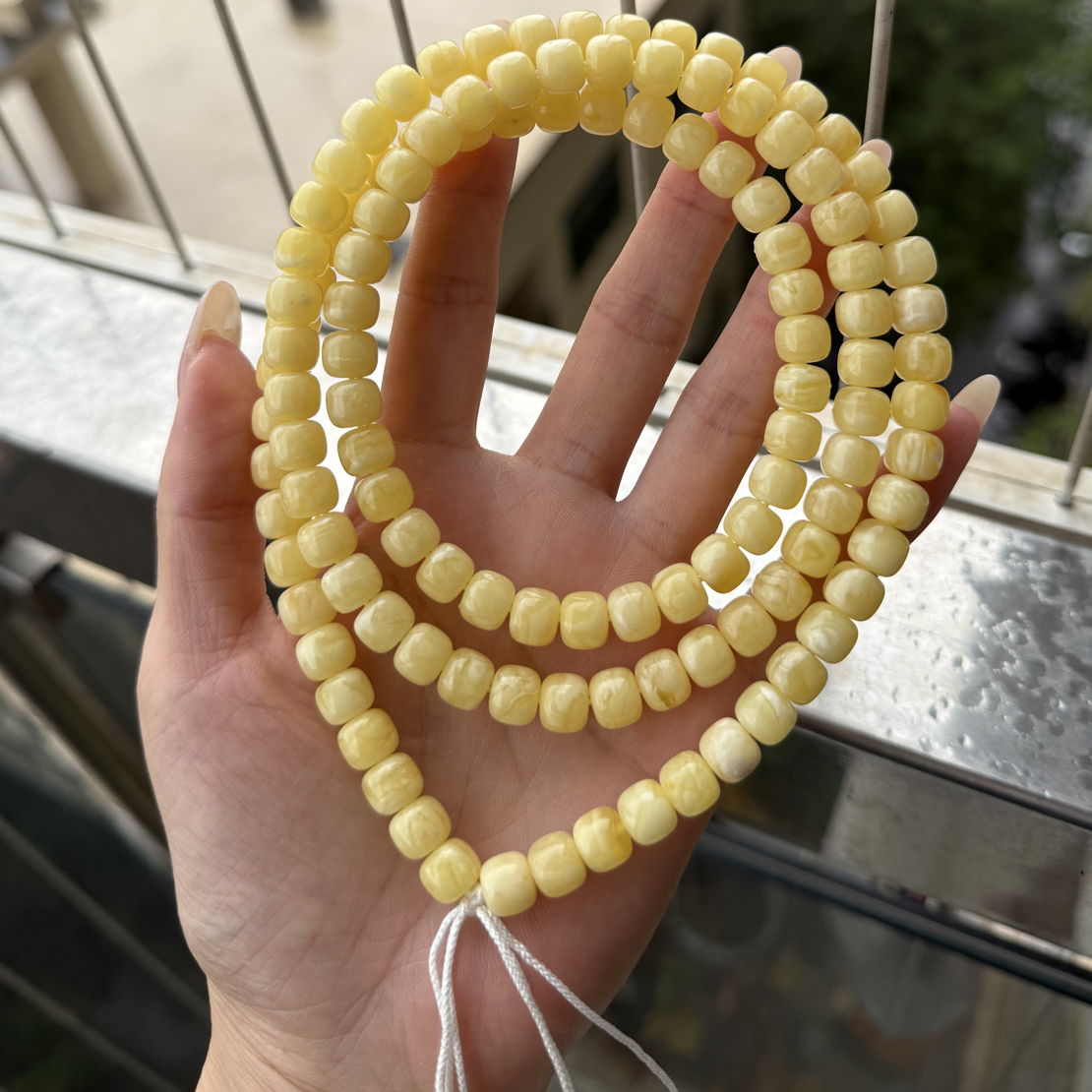 天然原矿琥珀蜜蜡精工老型佛珠链卡8.2克重：39.55