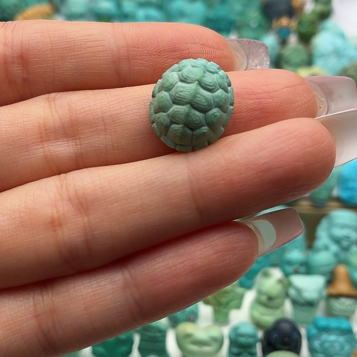 绿松石未镶嵌饰品