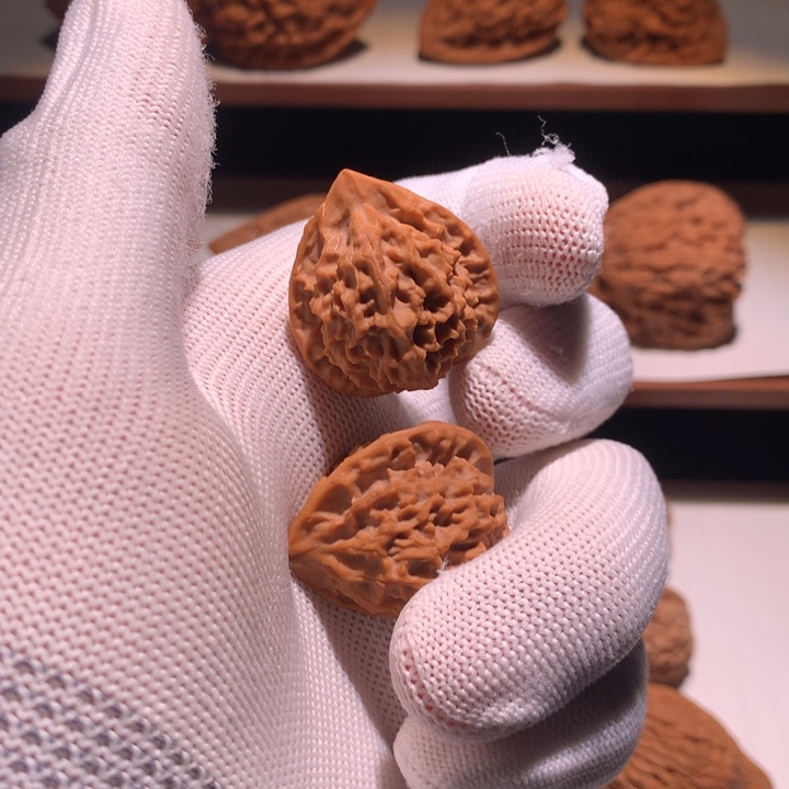 吊坠文玩核桃金山