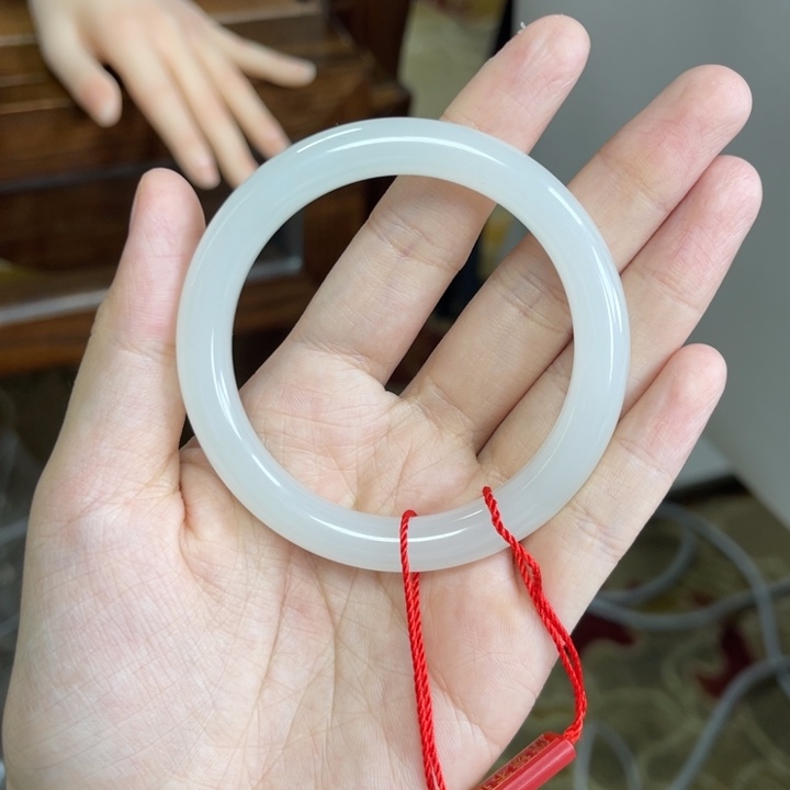 和田玉未镶嵌手镯53