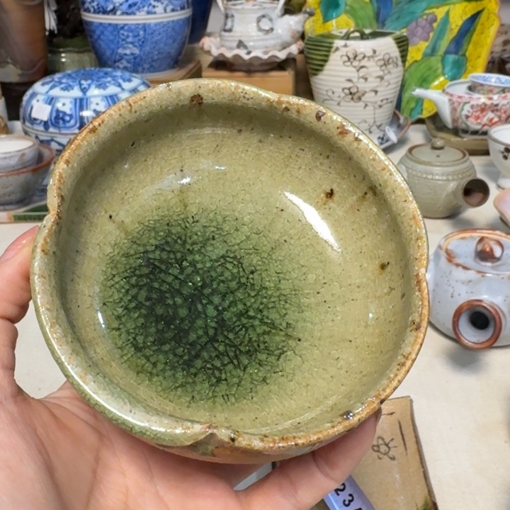 V***a一个钵子好看的的