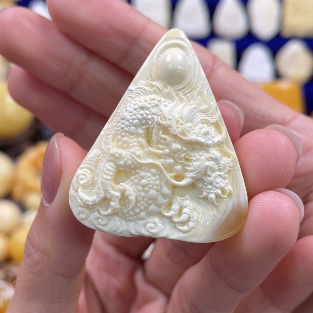 蜜蜡裸石未镶嵌琥珀蜜蜡雕刻龙牌