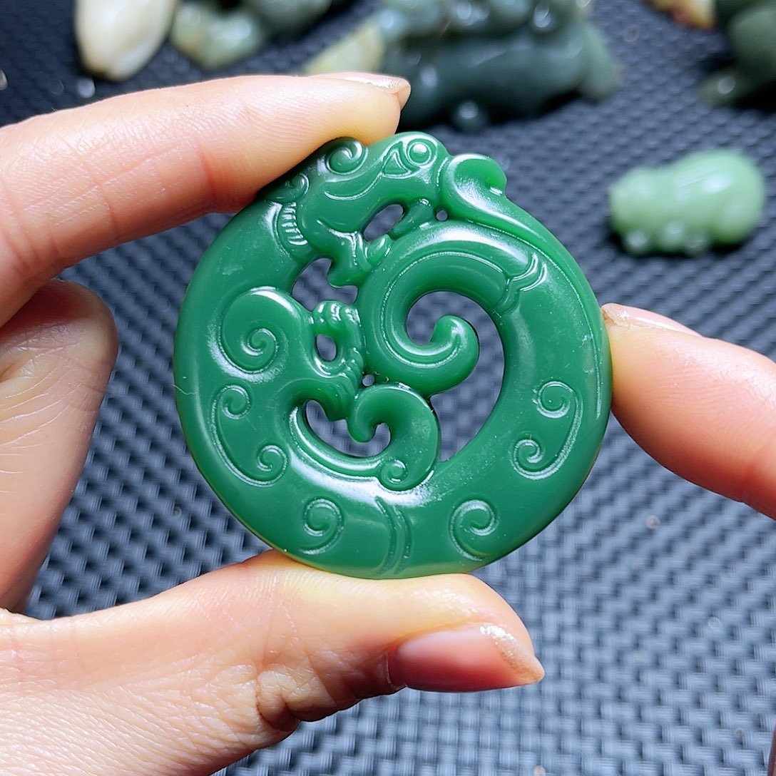 白玉菩提吊坠摆件