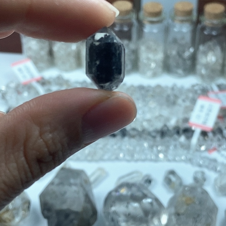 水晶颈饰未镶嵌糖心