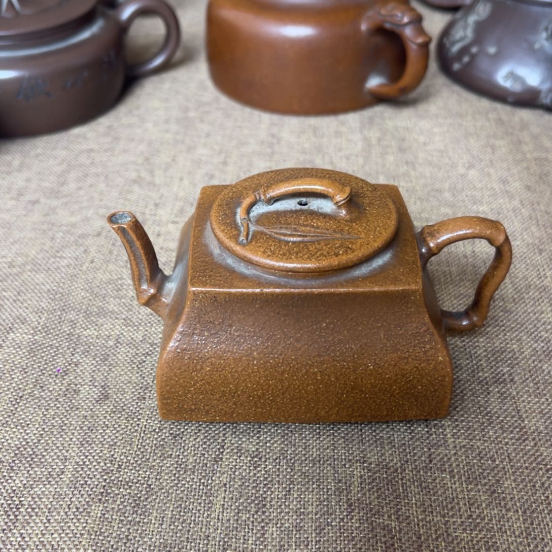 吕***春紫砂茶壶紫砂壶123