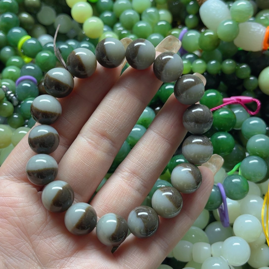 和田玉手串未镶嵌