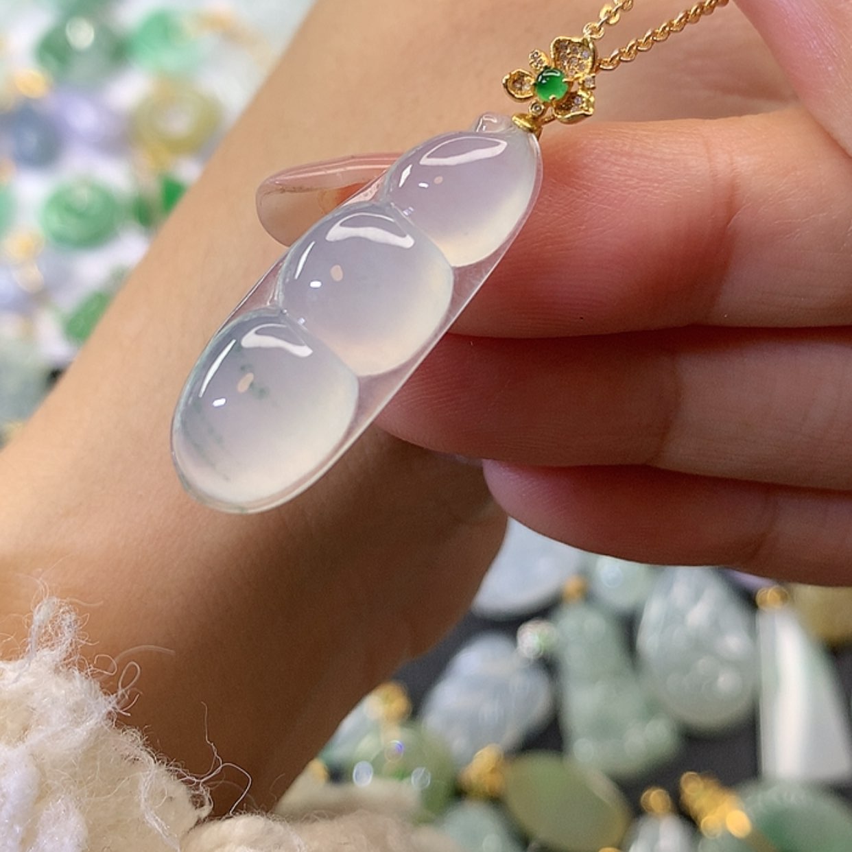 【闪购商品】翡翠吊坠(赠链)18K金镶嵌