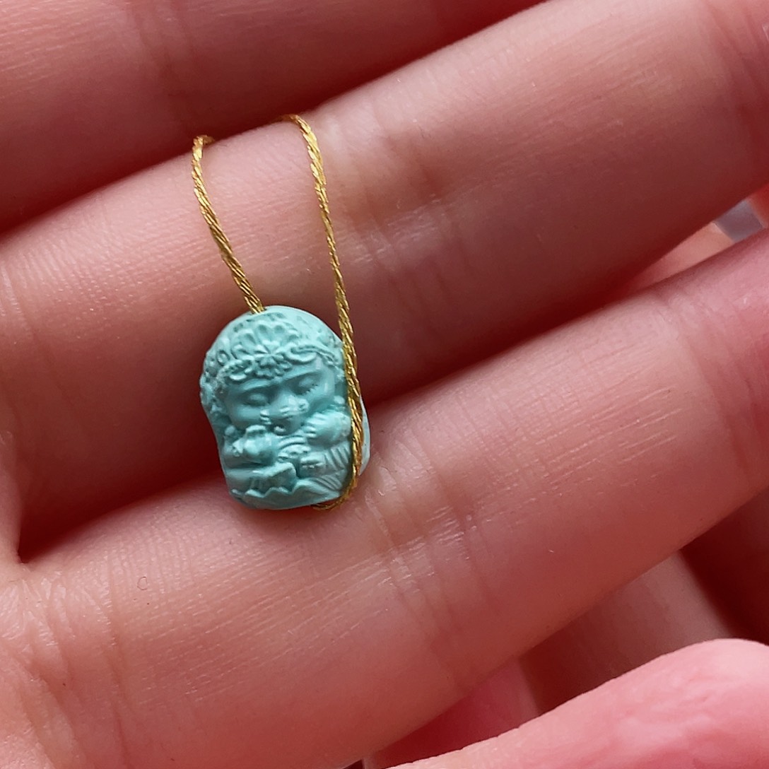 绿松石颈饰未镶嵌