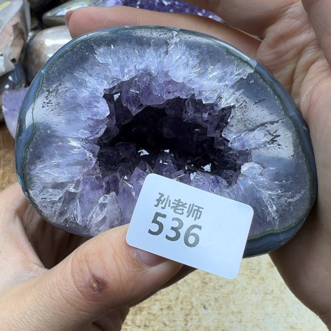 水晶大型摆件（非配饰）未镶嵌