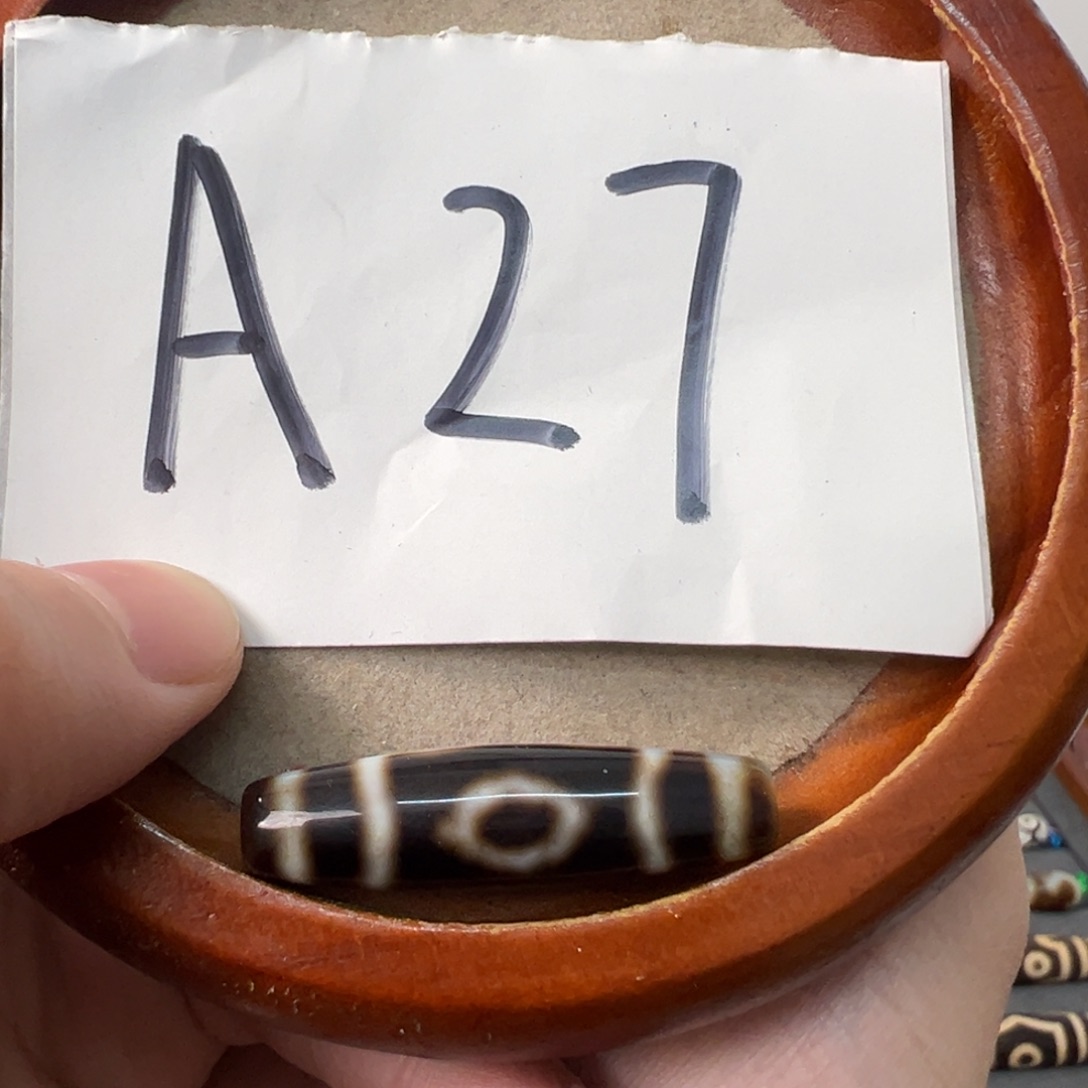 玛瑙/玉髓未镶嵌颈饰台工佛心三眼