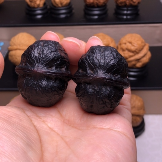 文玩核桃把件玉罗汉地闷37