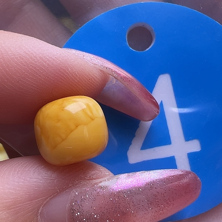 未镶嵌蜜蜡裸石9mm老型