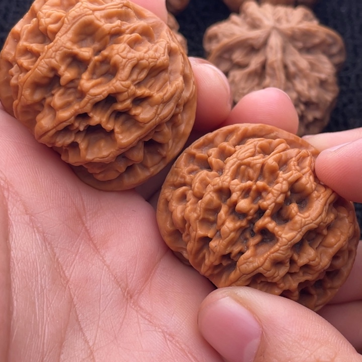 吊坠文玩核桃文玩核桃4