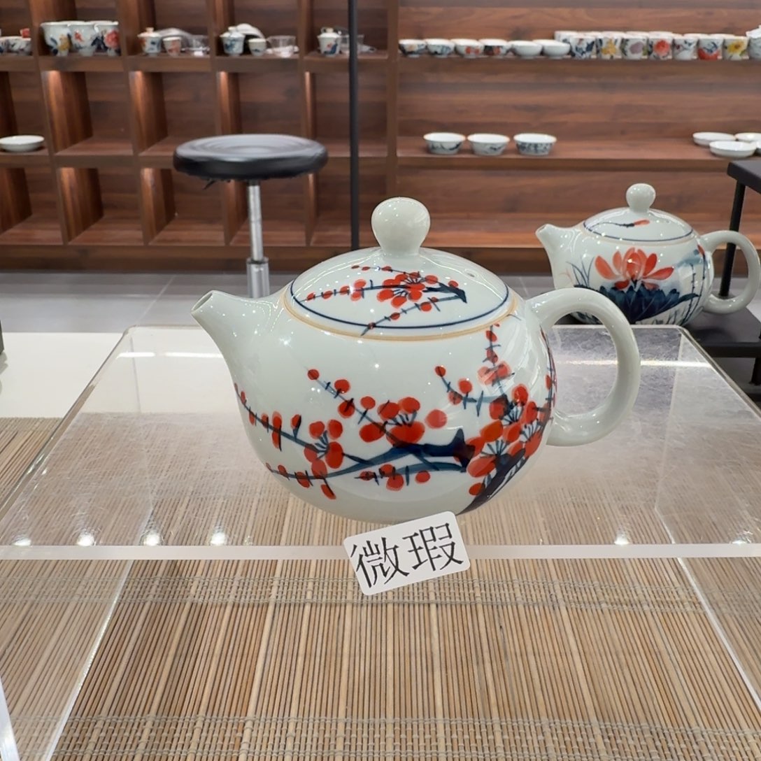 釉下手绘茶具微瑕