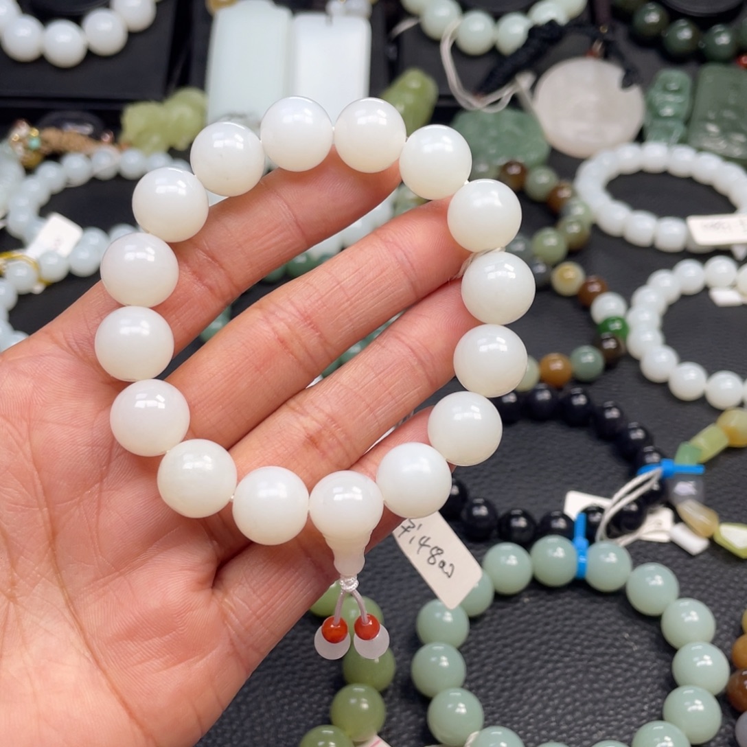 和田玉未镶嵌手链