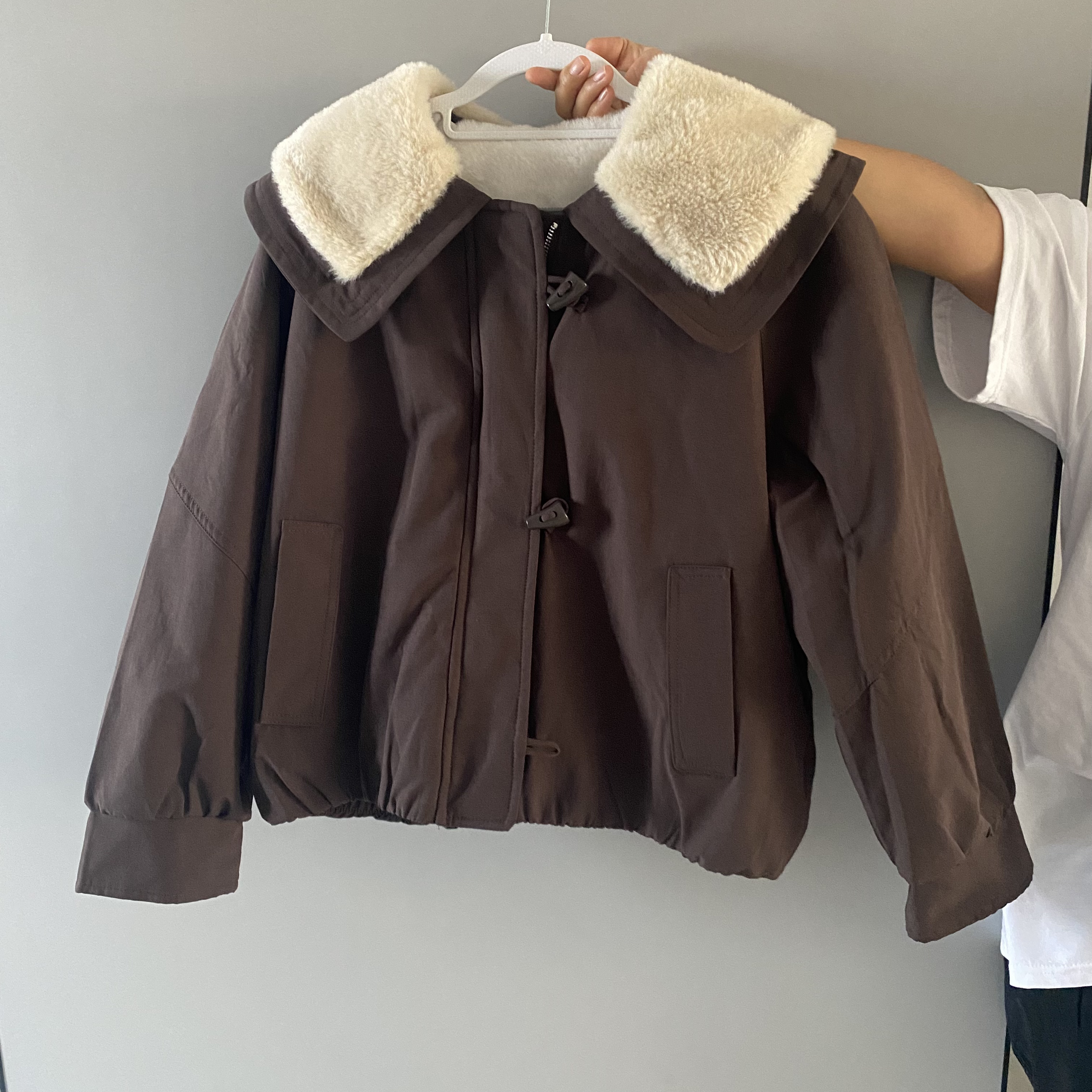 冬季新款加绒加厚时尚百搭气质翻领短款外套女