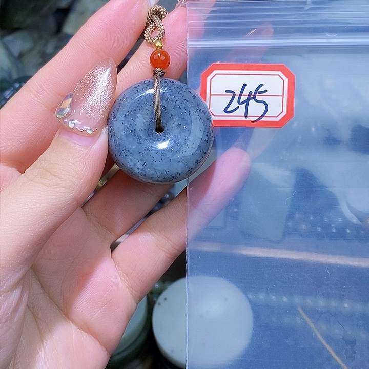 和田玉和田玉边角料随机发未镶嵌