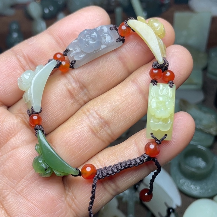 和田玉手链未镶嵌