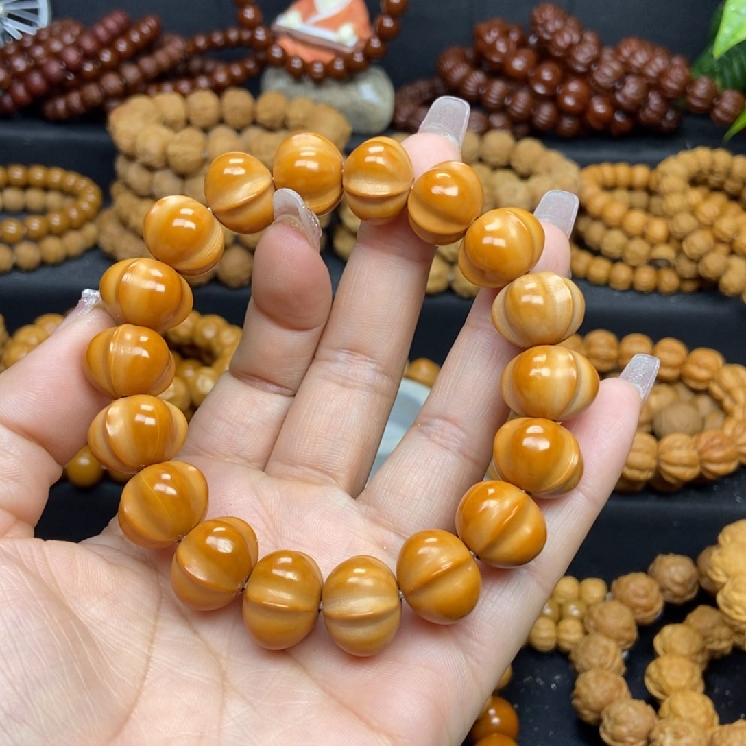 猴头核桃手串用****9鲨鱼手串