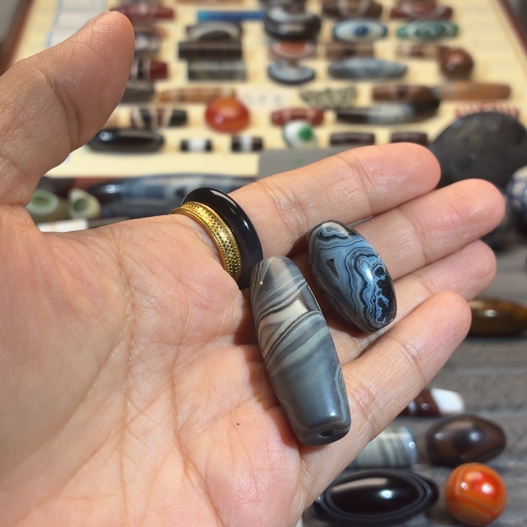 熊***重玛瑙/玉髓合金颈饰