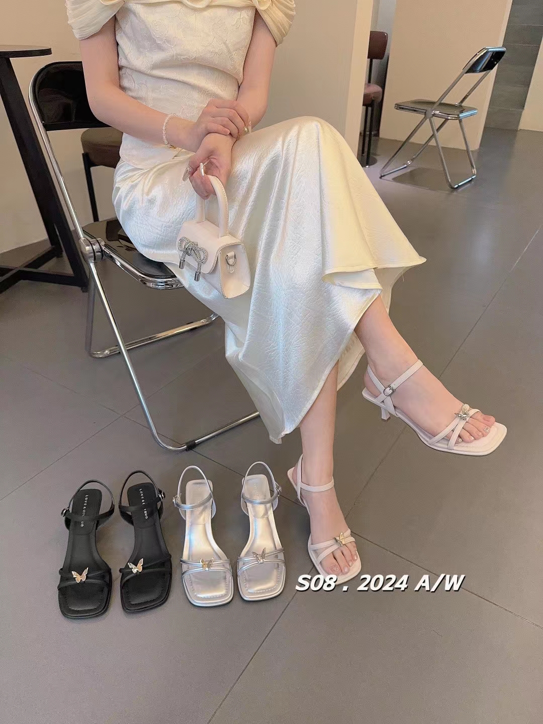 2025夏季新款一字扣带仙女风气质优雅细跟高跟露趾凉H7206-1