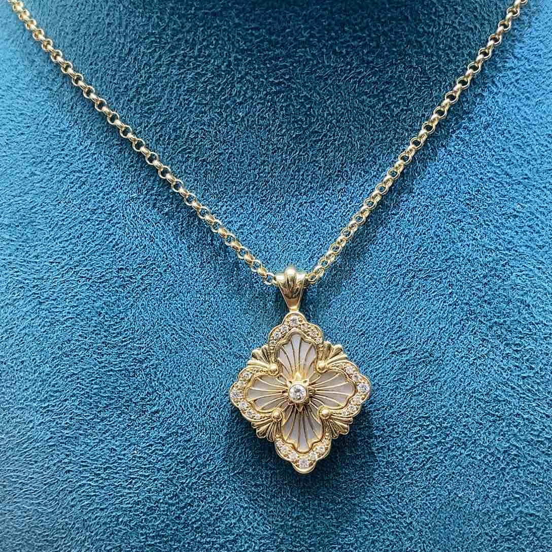 钻石颈饰18K金镶嵌歌剧院白贝母单面钻大号项链