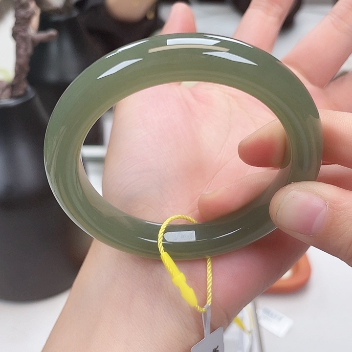 和田玉手镯5657未镶嵌