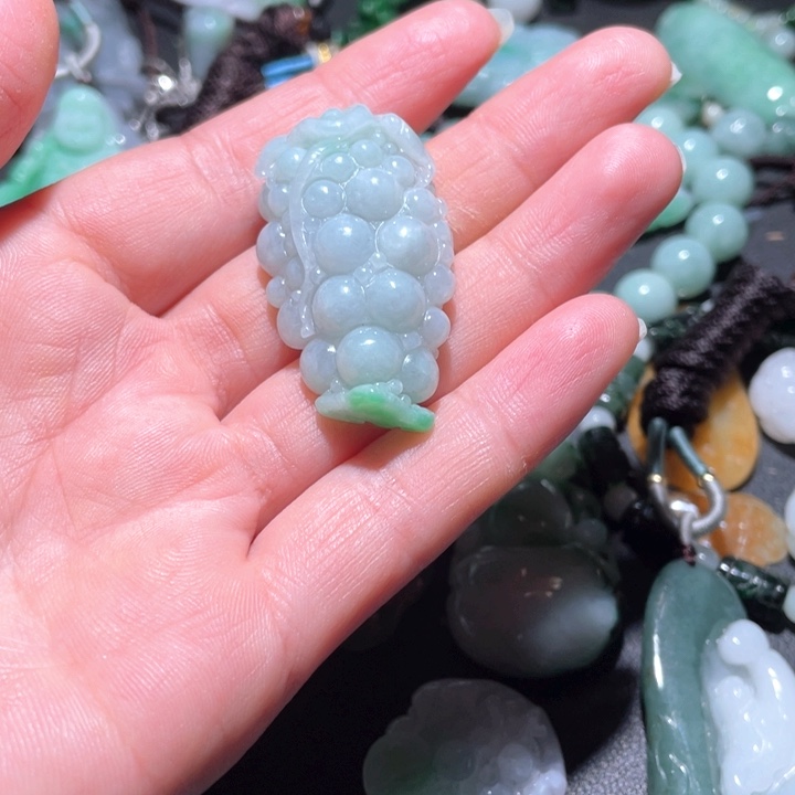 【闪购商品】翡翠颈饰未镶嵌天然翡翠