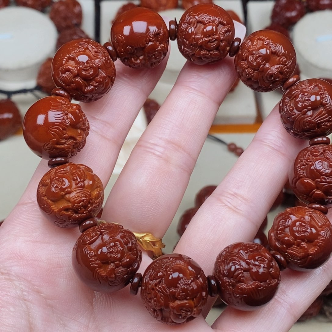 橄榄核吊坠g****a弥勒佛