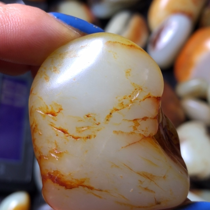 和田玉未镶嵌珠宝奇石