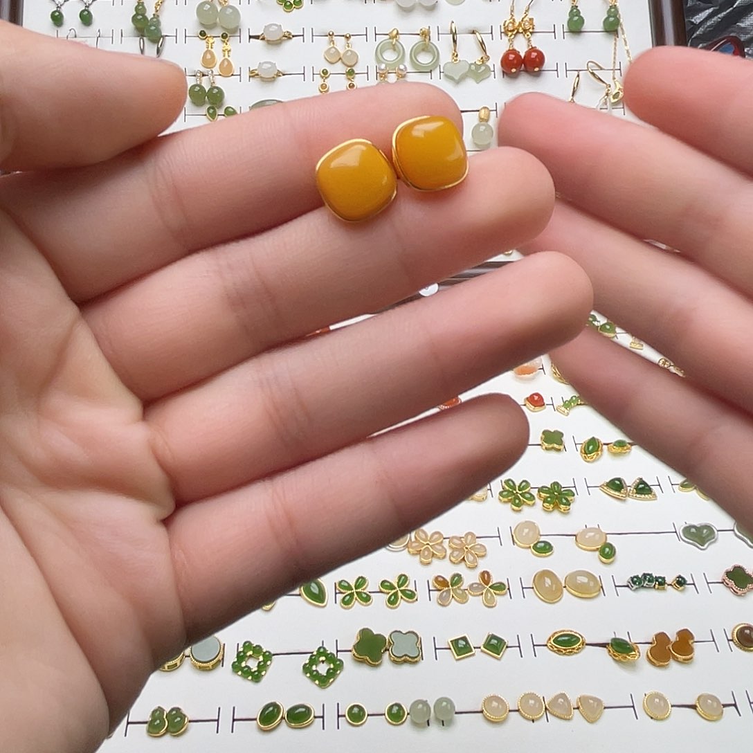 银S925镶嵌和田玉耳饰