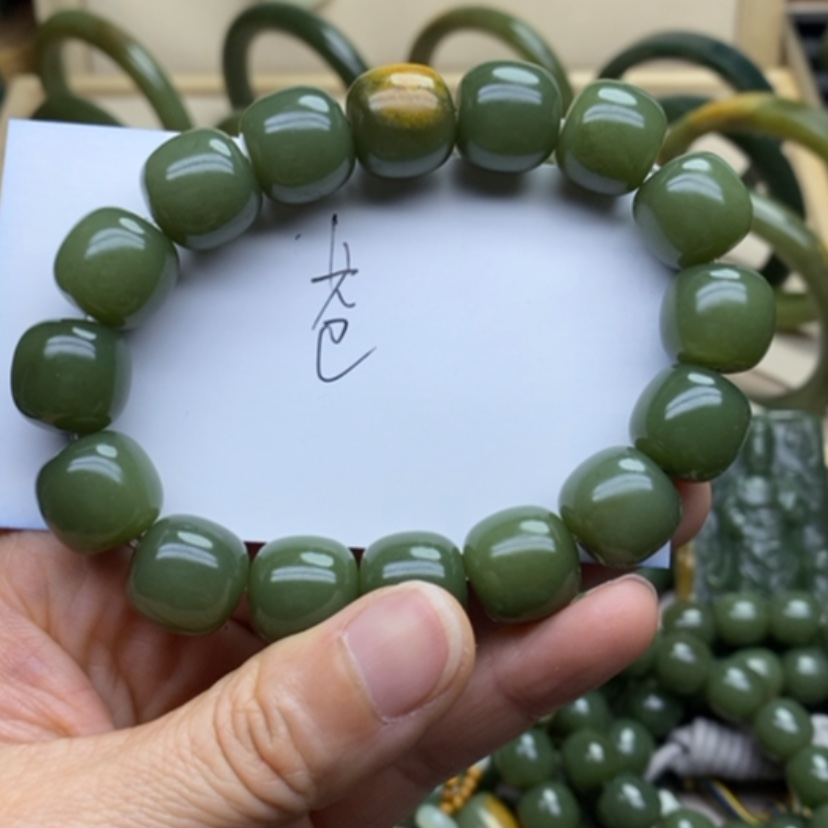 【闪购商品】和田玉手串未镶嵌苍*