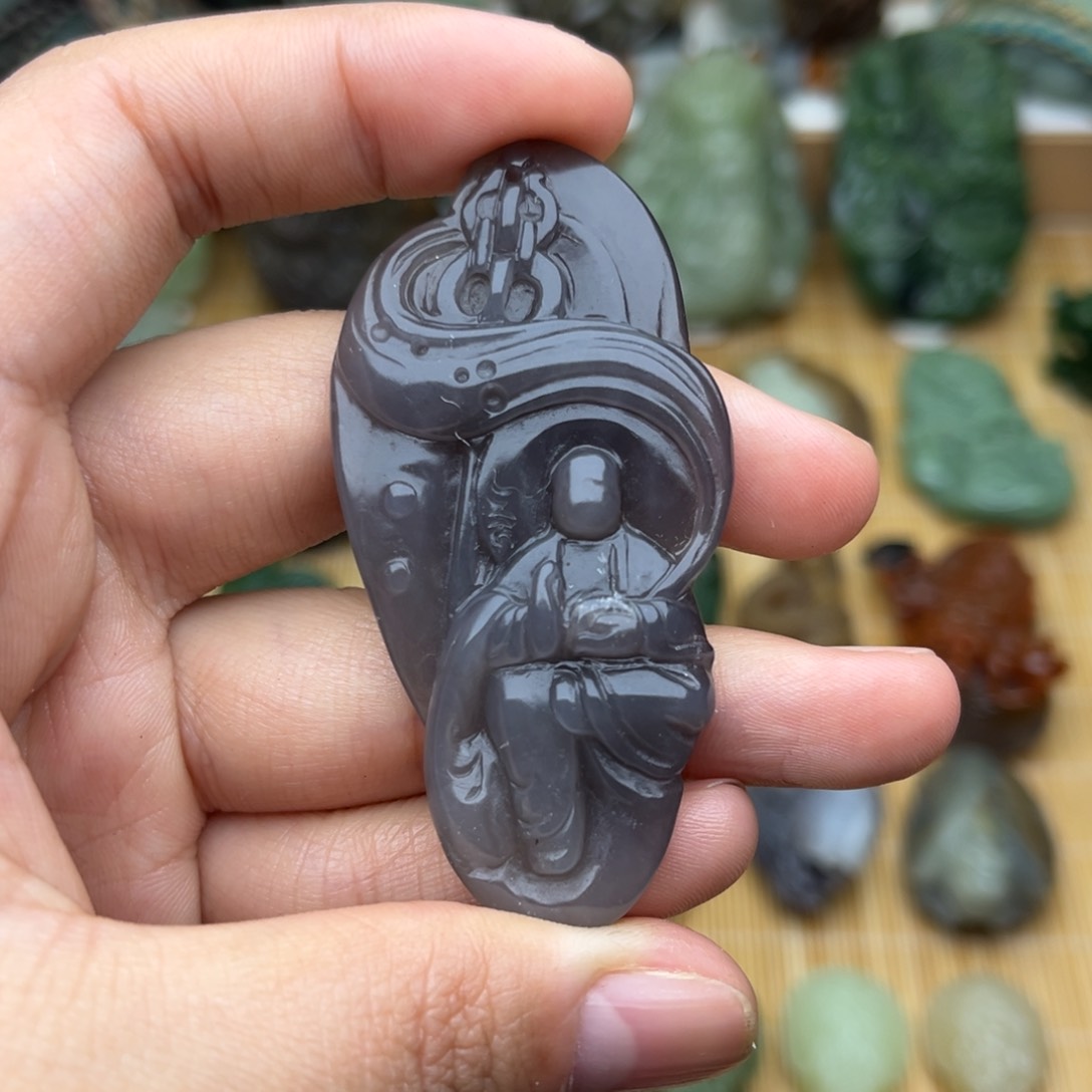 和田玉颈饰未镶嵌