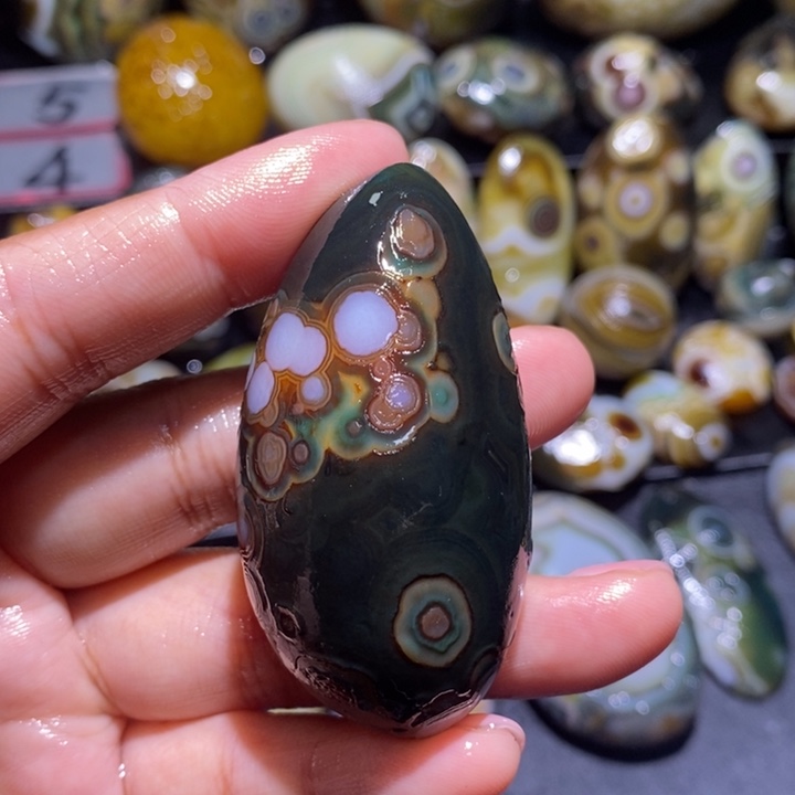 玛瑙/玉髓未镶嵌珠宝半成品86