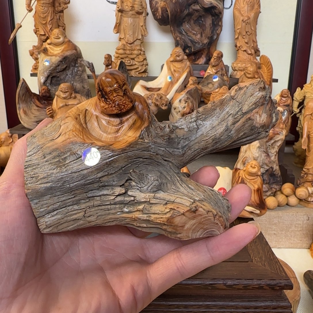 崖柏小木匠艺雕一物一拍