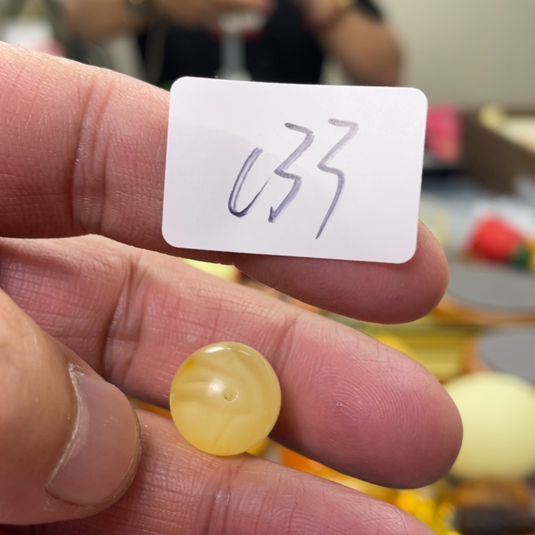 手链琥珀未镶嵌多样性发，发其中一件