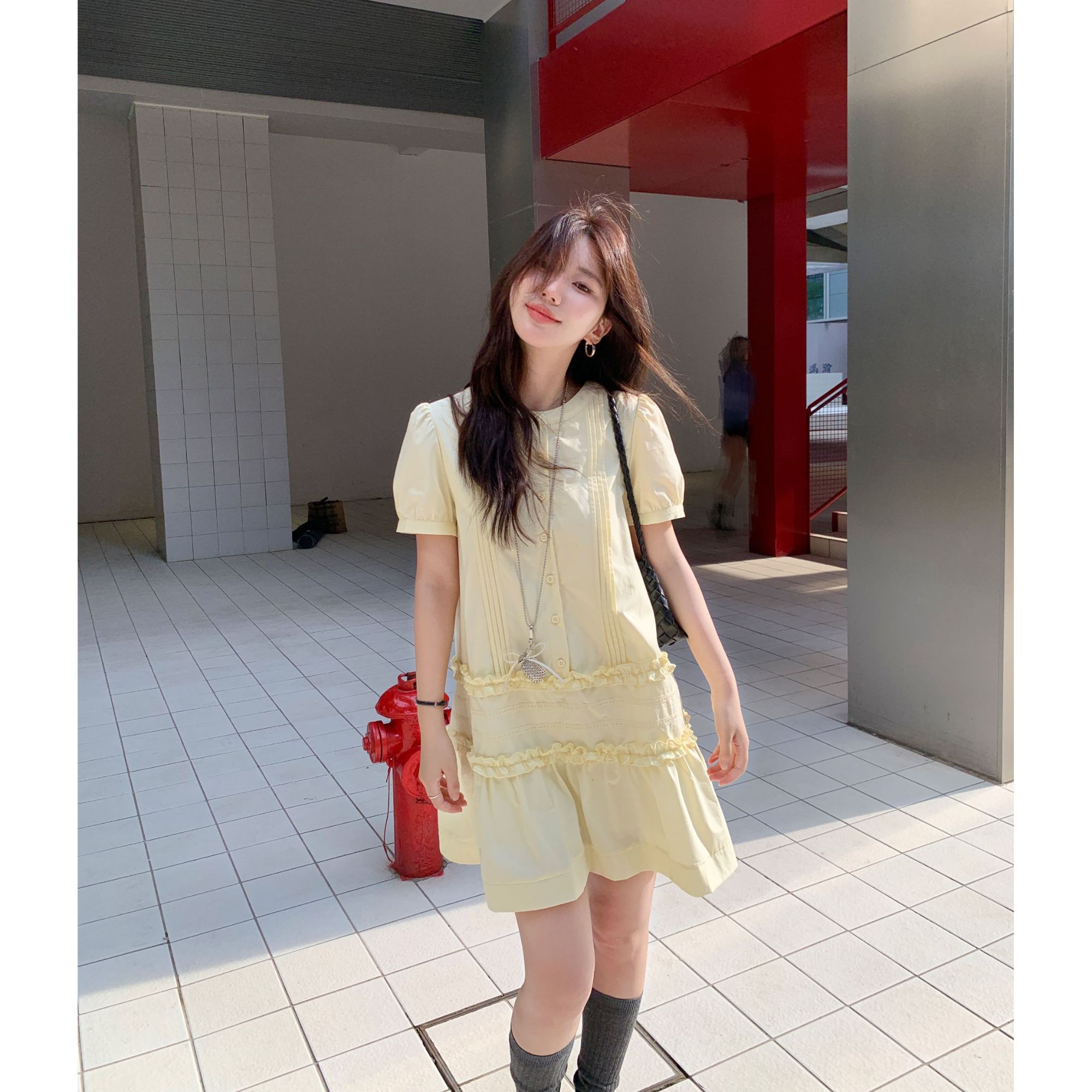 Berry 喜你而欢大庞定制 淡黄圆领泡泡袖连衣裙女复古显白H型短裙