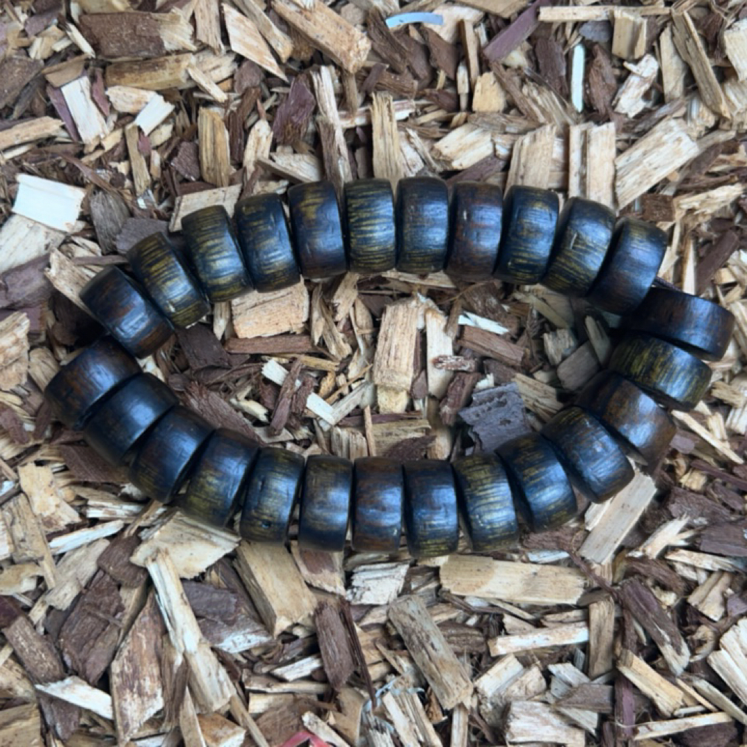 7 福来精选文玩沉香木作手串15mm