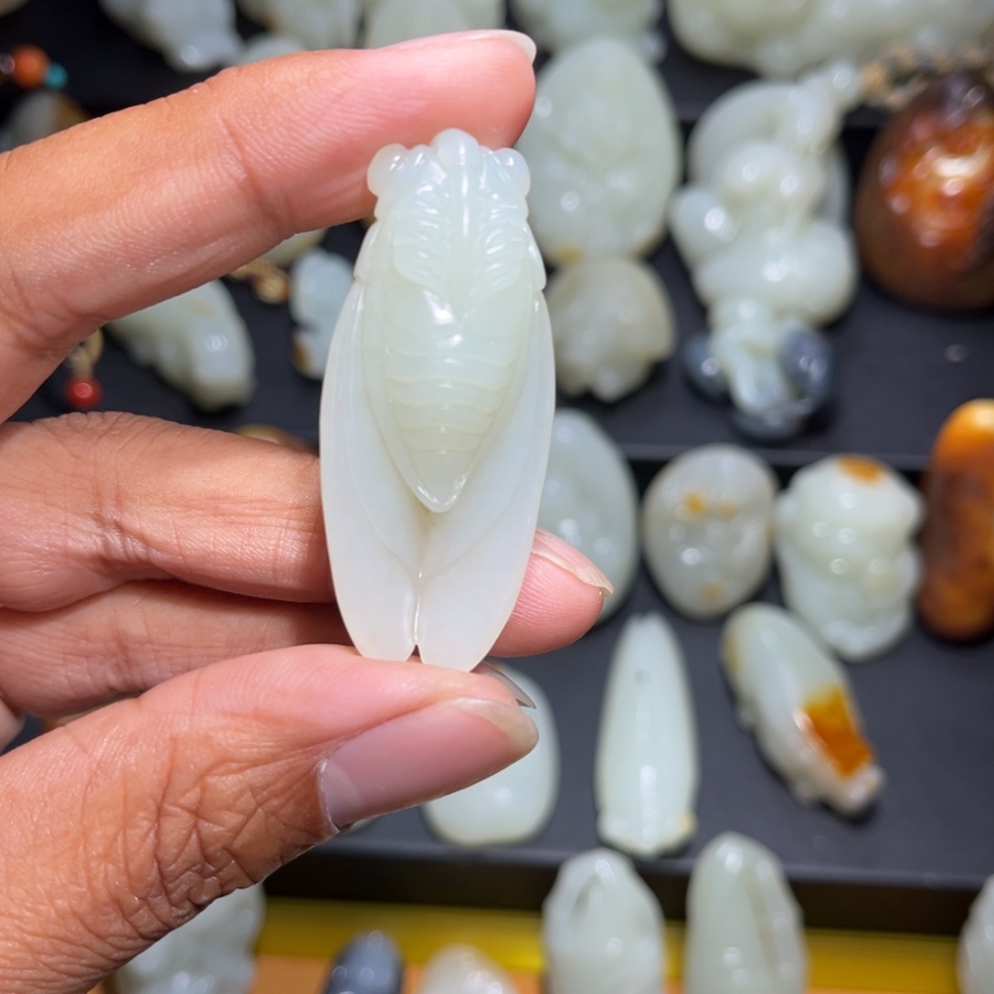 和田玉颈饰未镶嵌滦****祖