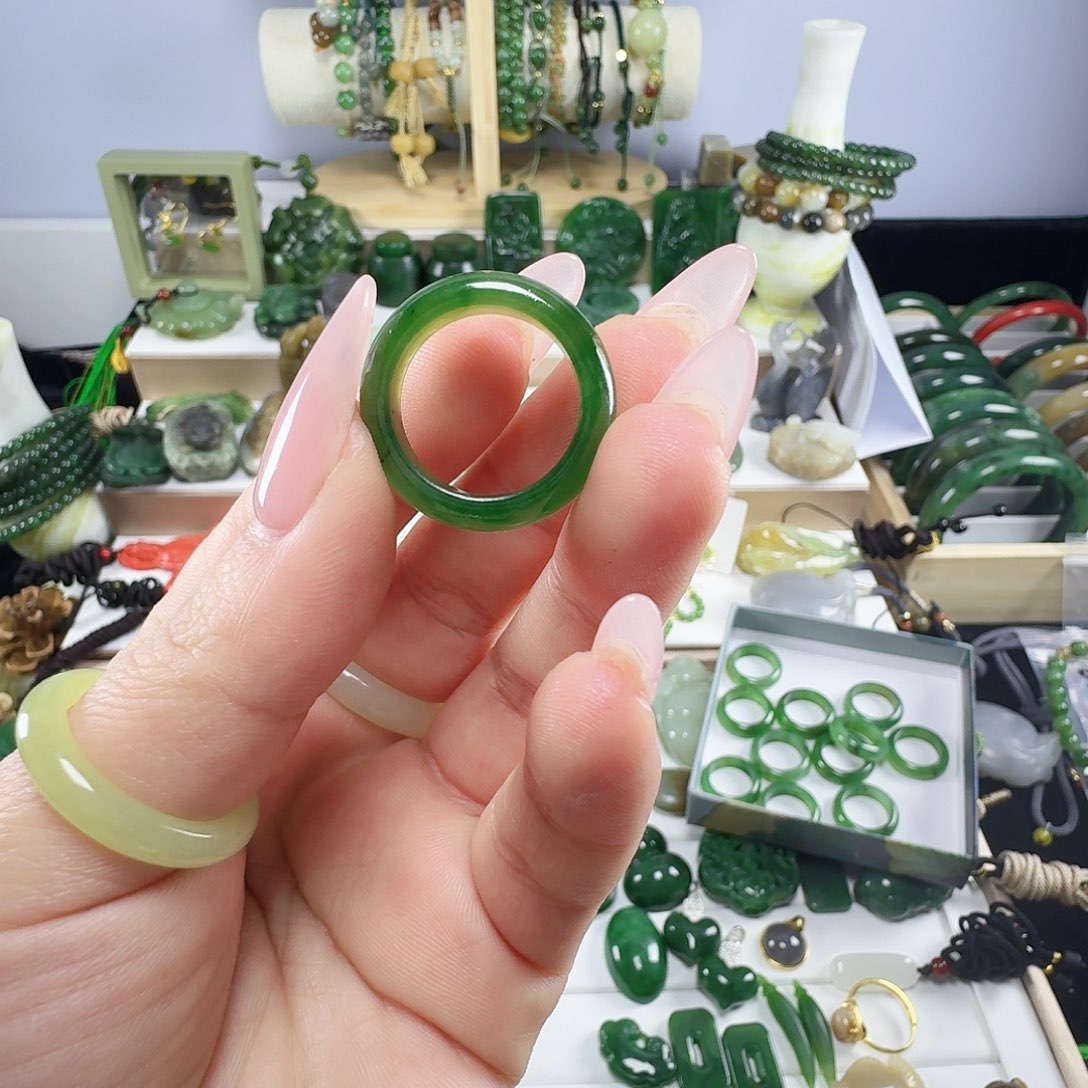 ღ***࿐和田玉未镶嵌珠宝半成品